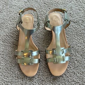 Tod’s leather sandals